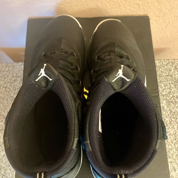 Air Jordan Ultra Fly 2 - Picture 4 of 5